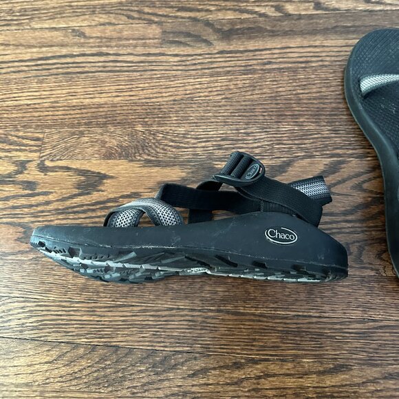 Mens Chacos-Excellent Condition
